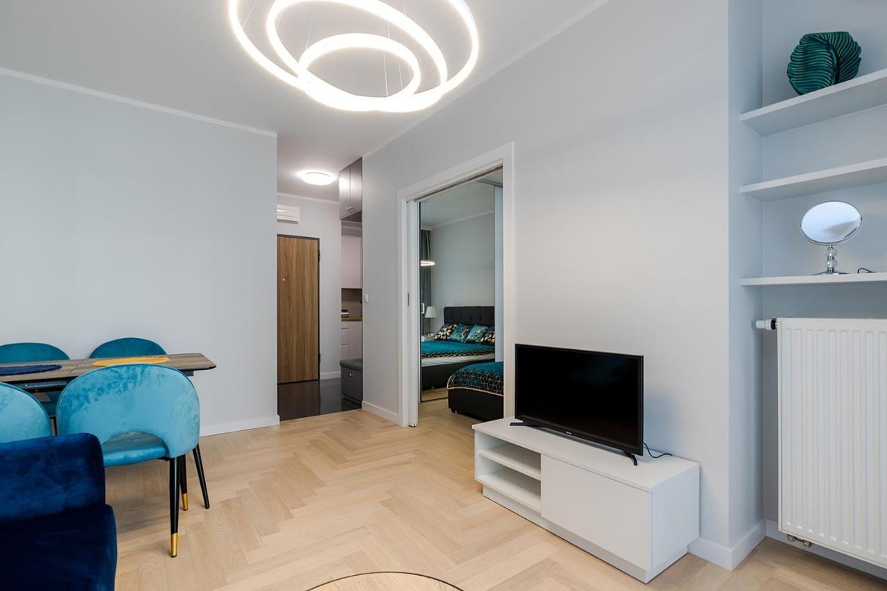 Wola Luxe Apartment Varsavia Esterno foto
