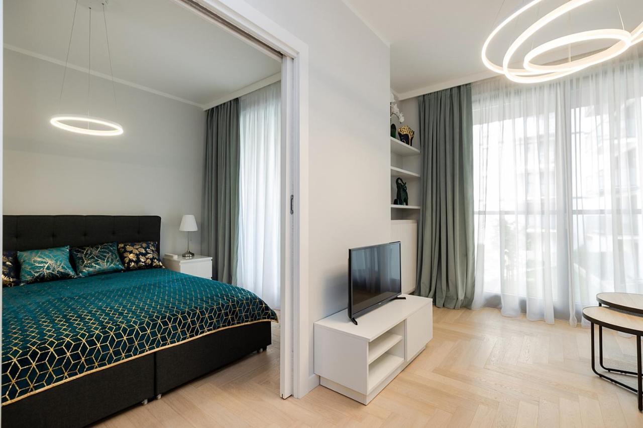 Wola Luxe Apartment Varsavia Esterno foto